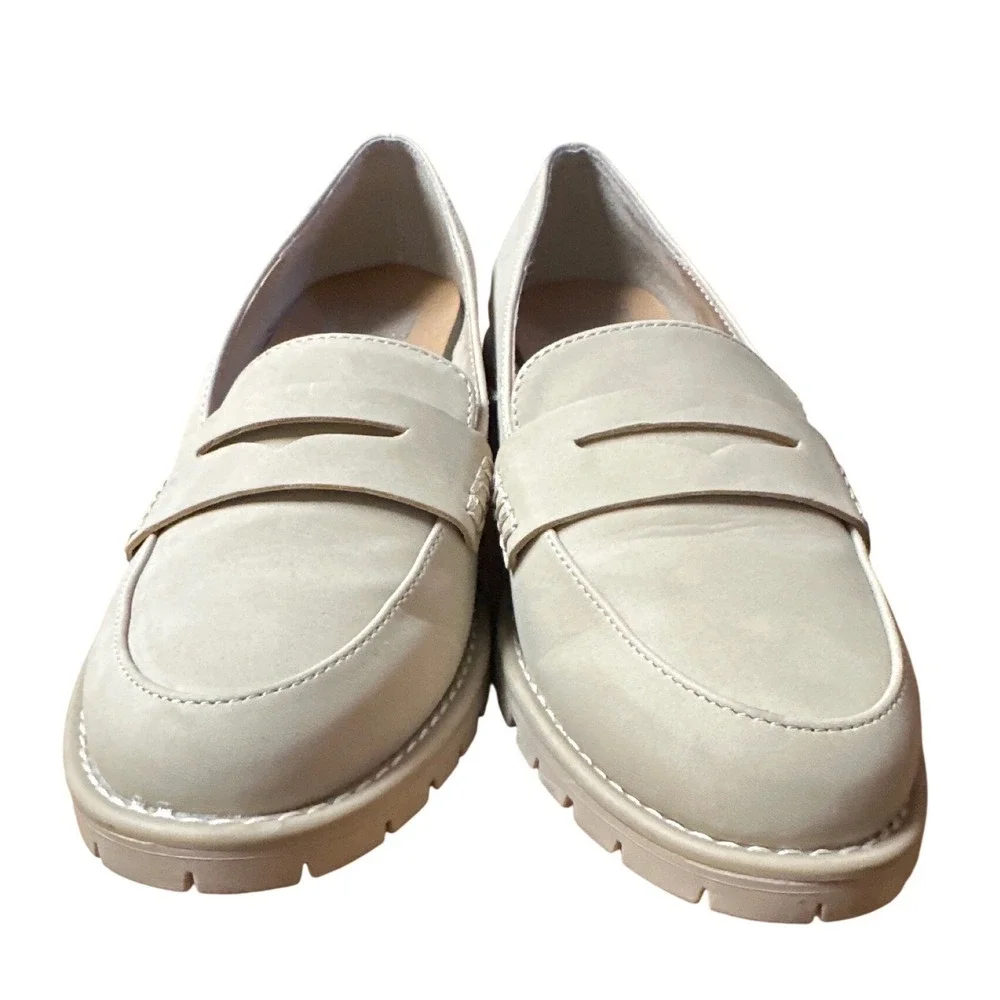 DV Dolce Vita Crisp Womens 8 Off White Chunky Lug Sole Penny Loafers Shoes